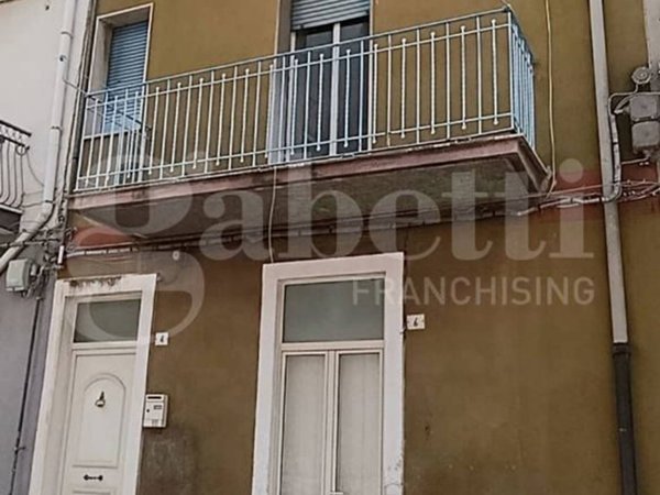 casa indipendente in vendita a Ragusa in zona Ibla