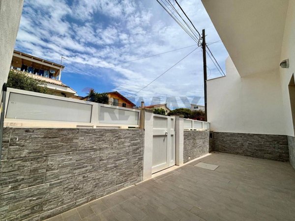 casa indipendente in vendita a Ragusa in zona Marina