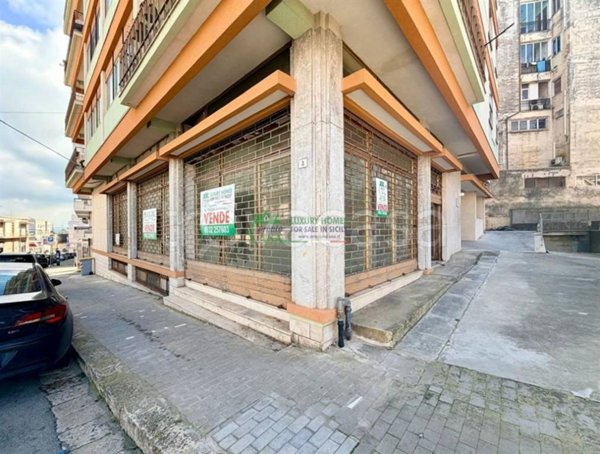 negozio in vendita a Ragusa