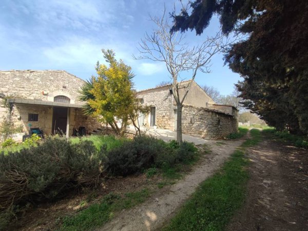casa indipendente in vendita a Ragusa in zona Donnafugata