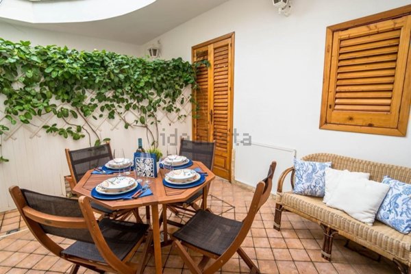 appartamento in vendita a Ragusa in zona Marina