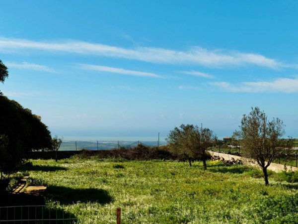 casa indipendente in vendita a Ragusa in zona Donnafugata