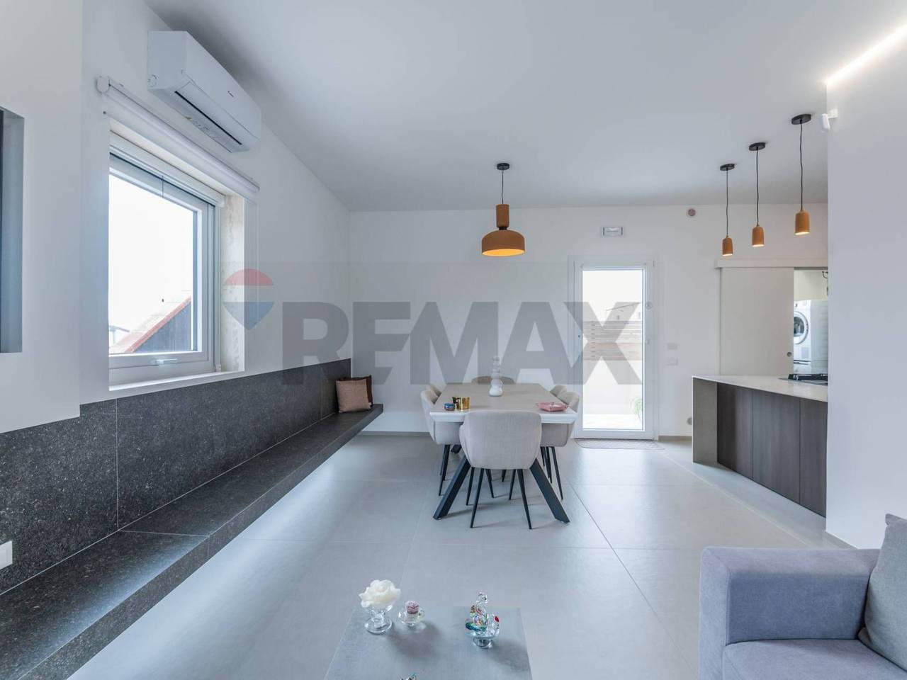 casa indipendente in vendita a Ragusa in zona Marina