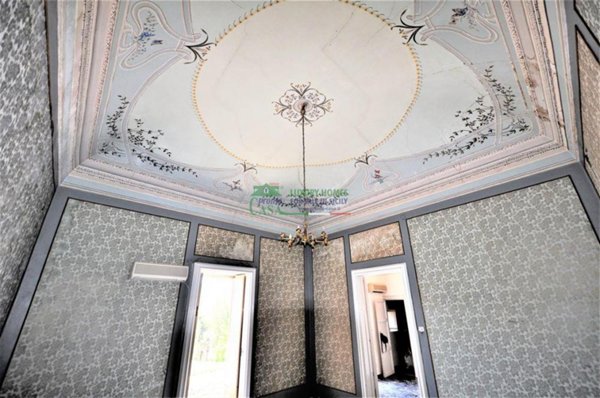 casa indipendente in vendita a Ragusa