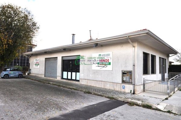negozio in vendita a Ragusa