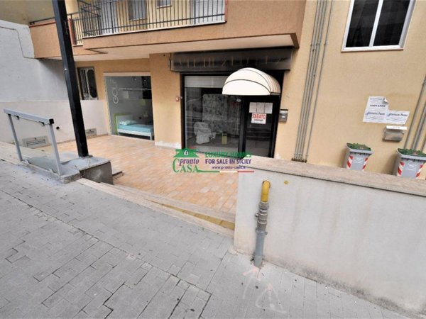 negozio in vendita a Ragusa in zona Ibla
