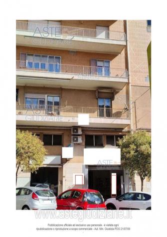 locale commerciale in vendita a Ragusa