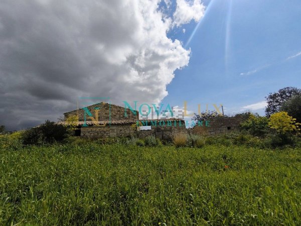 casale in vendita a Ragusa in zona Marina