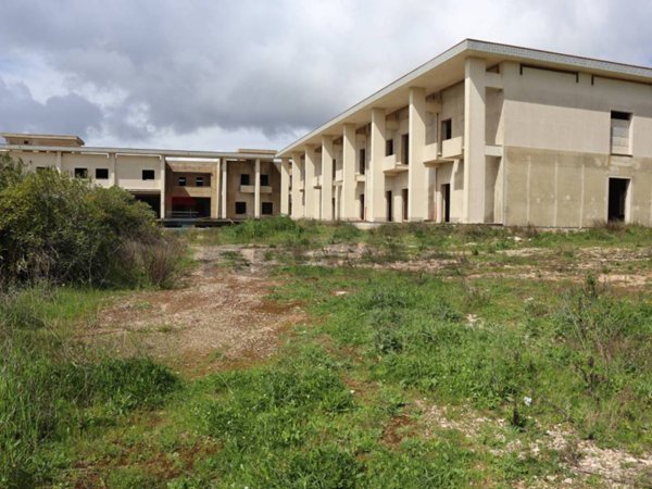 negozio in vendita a Ragusa in zona Ragusa Centro