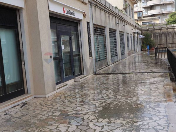 negozio in vendita a Ragusa in zona Ibla