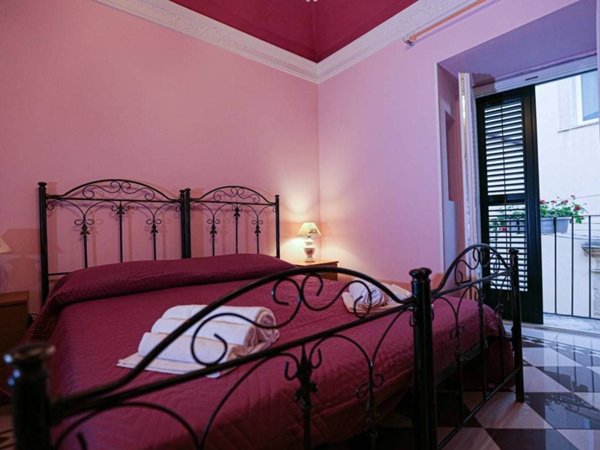 casa indipendente in vendita a Ragusa in zona Ibla