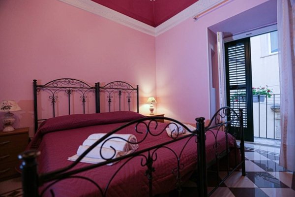 casa indipendente in vendita a Ragusa in zona Ibla