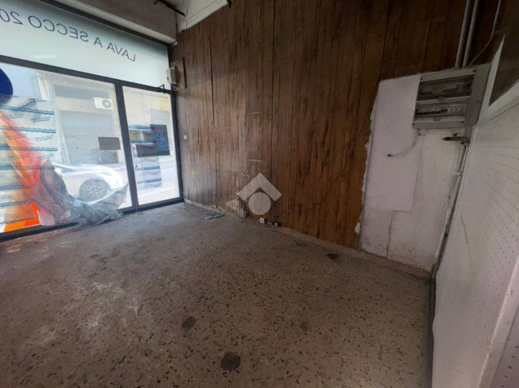 locale commerciale in vendita a Ragusa in zona Ragusa Centro