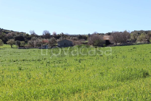 casa indipendente in vendita a Ragusa