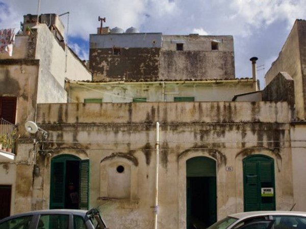 casa indipendente in vendita a Ragusa in zona Ibla
