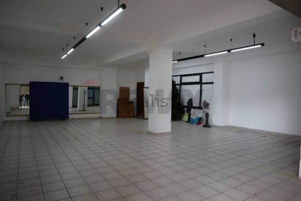 locale di sgombero in vendita a Ragusa