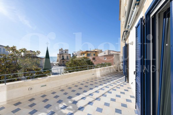 appartamento in vendita a Ragusa in zona Marina