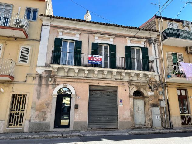 casa indipendente in vendita a Ragusa