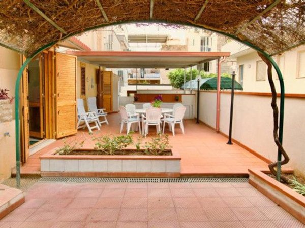 appartamento in vendita a Ragusa in zona Marina