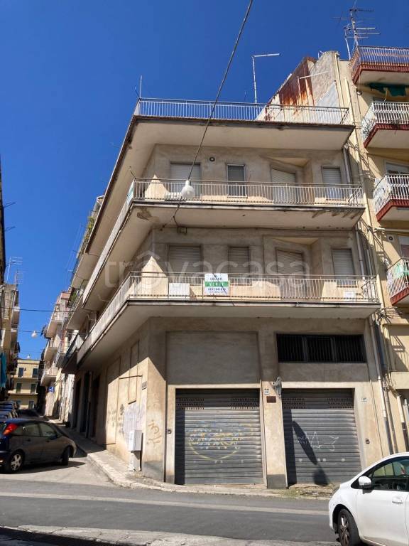 casa indipendente in vendita a Ragusa in zona Ragusa Centro