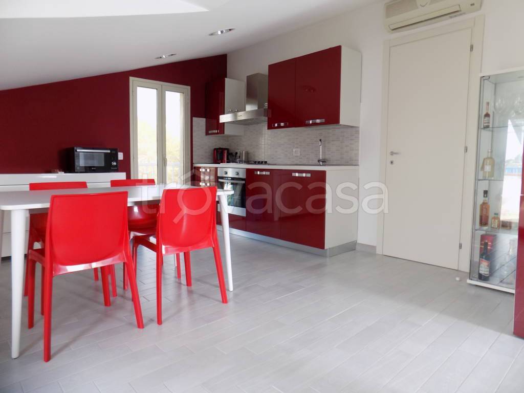 appartamento in vendita a Ragusa in zona Marina