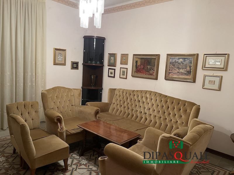 casa indipendente in vendita a Ragusa