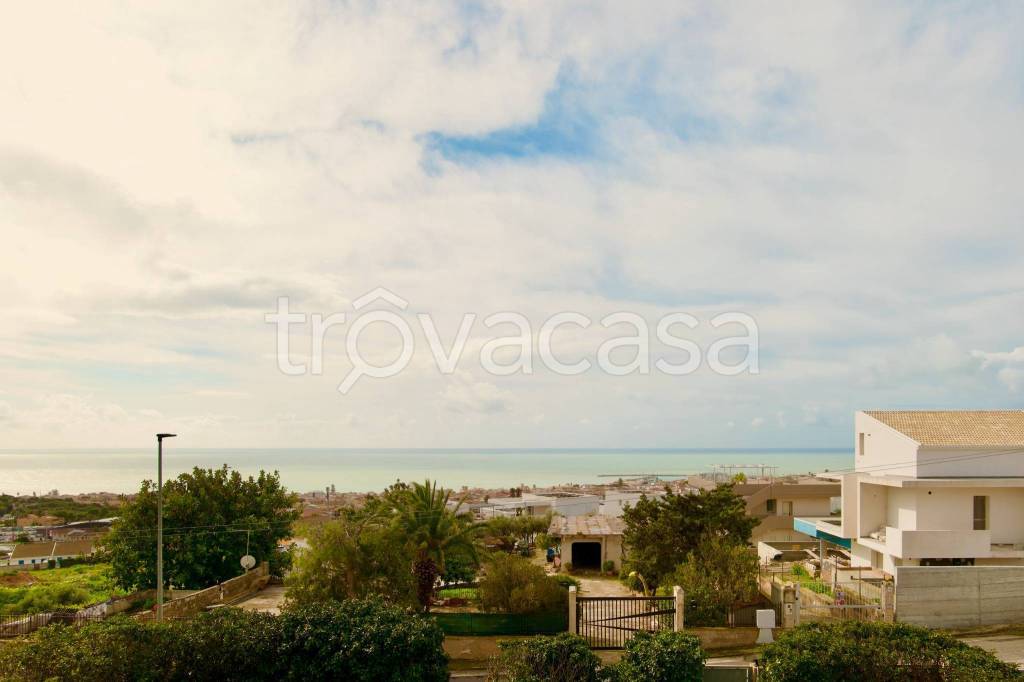 appartamento in vendita a Ragusa in zona Marina