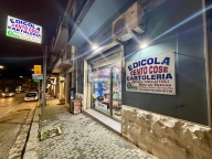 locale commerciale in vendita a Ragusa