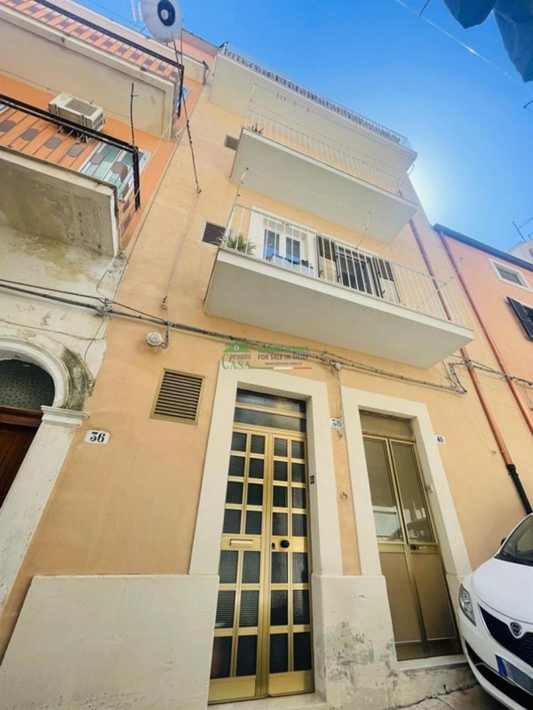 casa indipendente in vendita a Ragusa in zona Ragusa Centro
