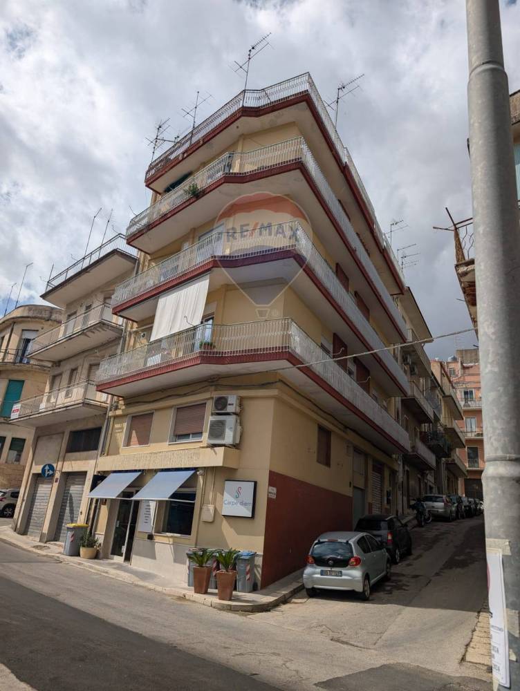 appartamento in vendita a Ragusa in zona Ragusa Centro