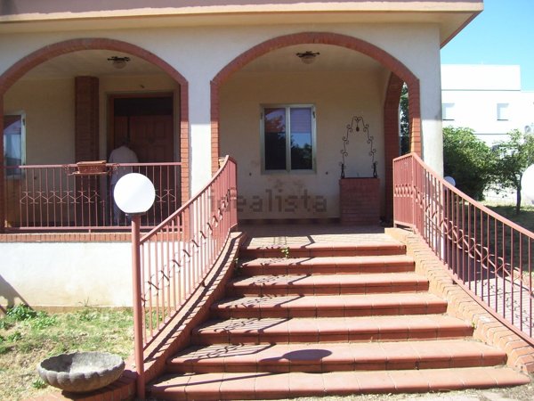 casa indipendente in vendita a Ragusa