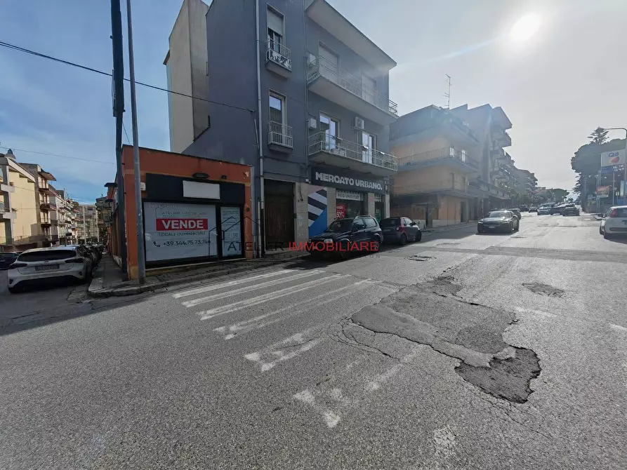 locale commerciale in vendita a Ragusa in zona Ragusa Centro