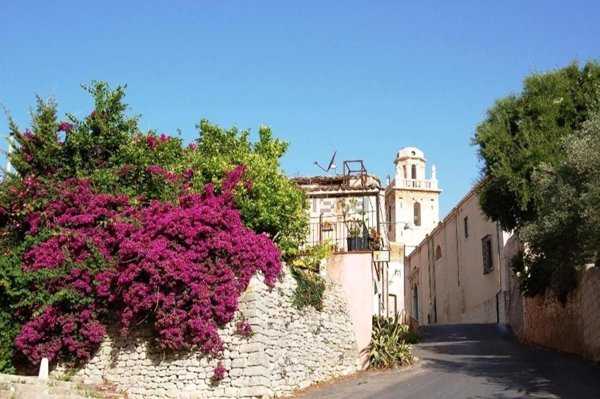 casa indipendente in vendita a Ragusa in zona Ragusa Centro