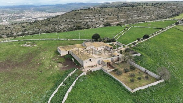 appartamento in vendita a Ragusa in zona Donnafugata