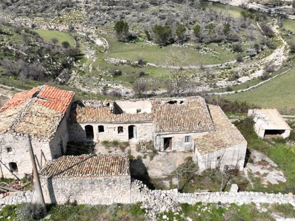 casale in vendita a Ragusa in zona San Giacomo / Bellocozzo