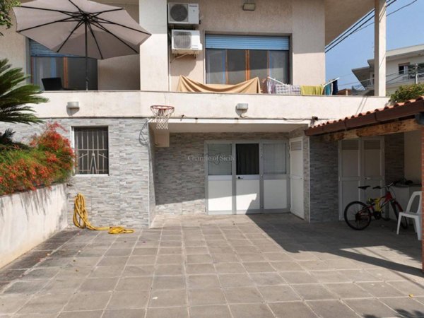 casa indipendente in vendita a Ragusa in zona Marina