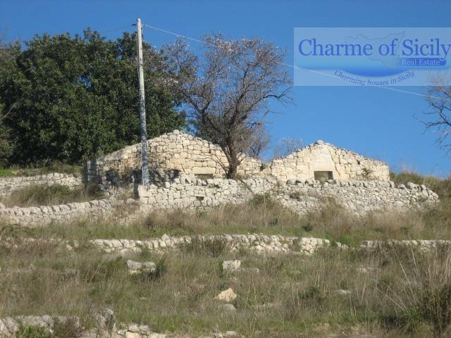 casa indipendente in vendita a Ragusa in zona San Giacomo / Bellocozzo