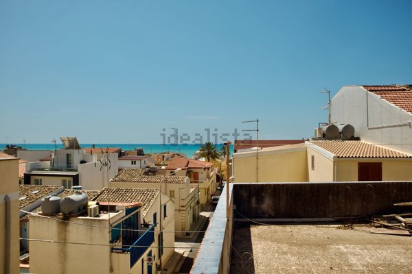 casa indipendente in vendita a Ragusa in zona Marina