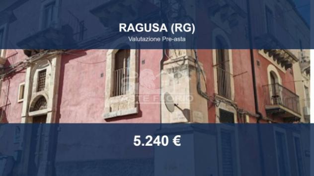 locale di sgombero in vendita a Ragusa in zona Ragusa Centro