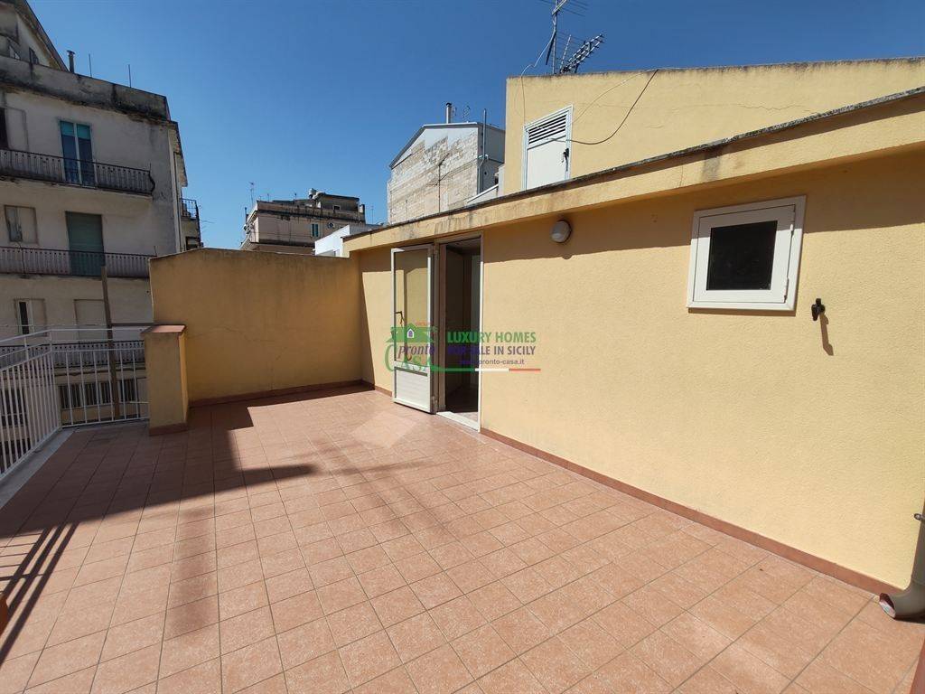 casa indipendente in vendita a Ragusa in zona Ibla