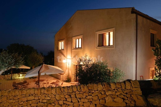 casale in vendita a Ragusa in zona Donnafugata