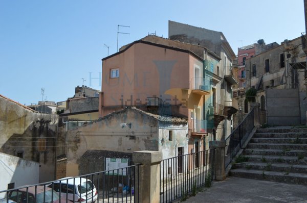 appartamento in vendita a Ragusa in zona Ibla