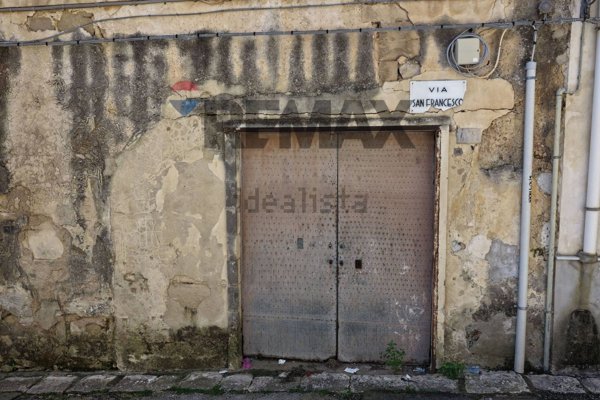 casa indipendente in vendita a Ragusa in zona Ibla