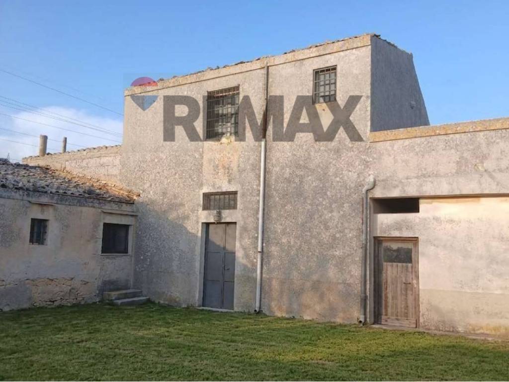 casa indipendente in vendita a Ragusa