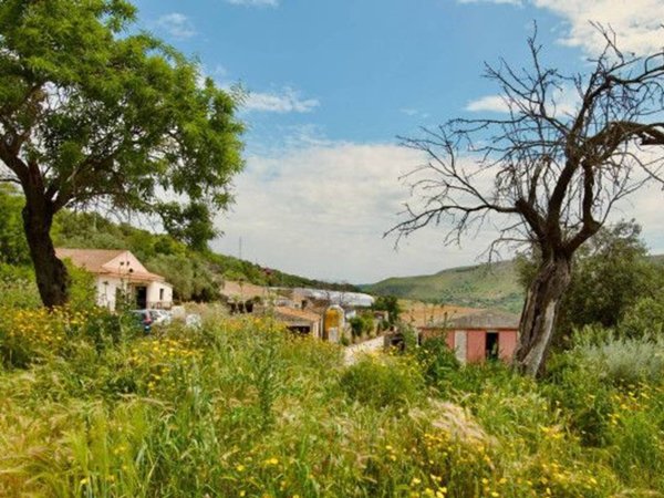 negozio in vendita a Ragusa
