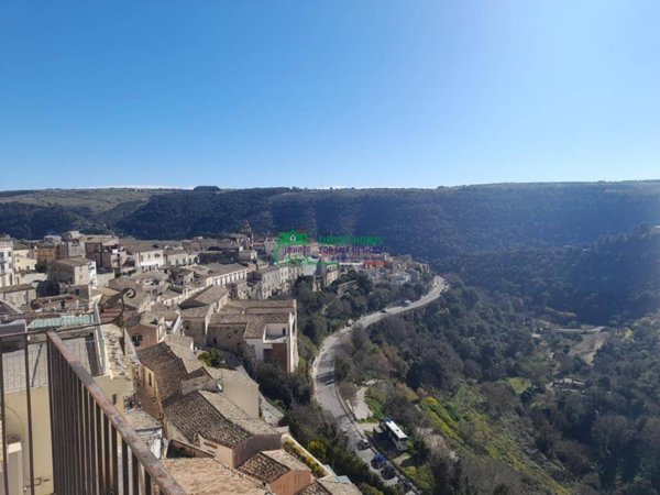 appartamento in vendita a Ragusa in zona Ibla
