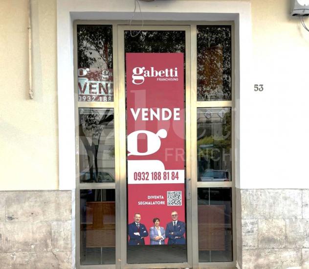 negozio in vendita a Ragusa in zona Ragusa Centro