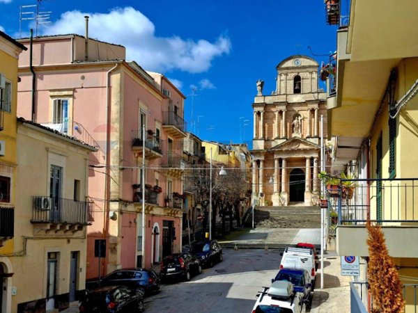 casa indipendente in vendita a Ragusa in zona Ragusa Centro