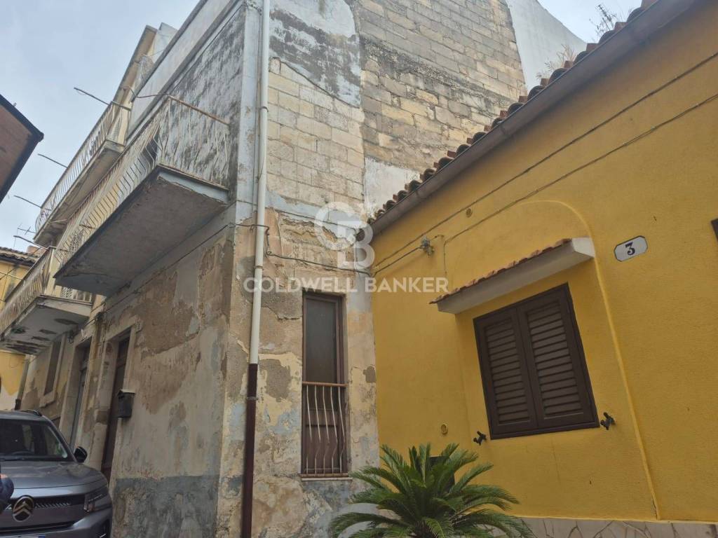 casa indipendente in vendita a Ragusa in zona Ibla