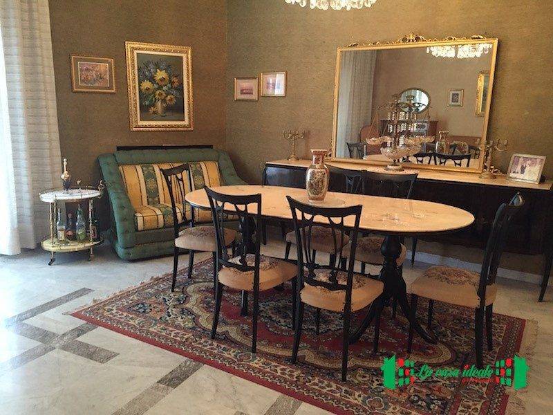 appartamento in vendita a Ragusa in zona Ragusa Centro